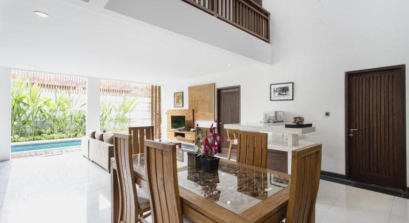 Delu Villas & Suites 2
