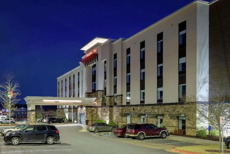 Hampton Inn Emerson Lakepoint, Ga 4
