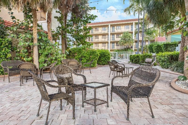 Holiday Inn & Suites Boca Raton - North photo 1