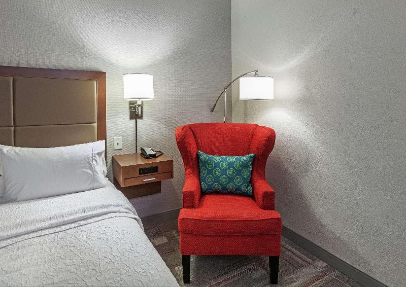 Hampton Inn And Suites Claremore 4