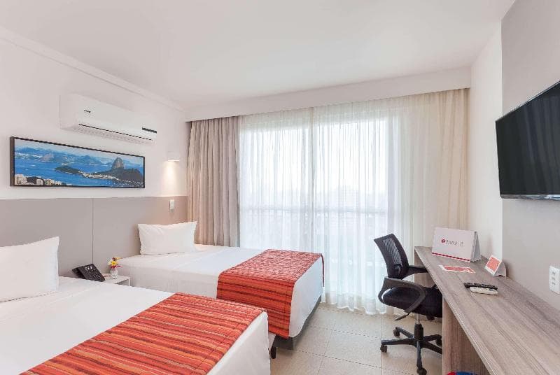 Ramada Hotel and Suites Macae 2