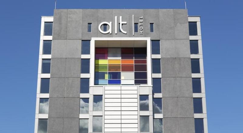 Alt Hotel Toronto Airport 1
