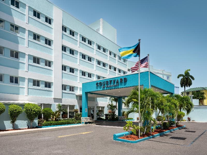 Courtyard Nassau Downtown/Junkanoo Beach 5