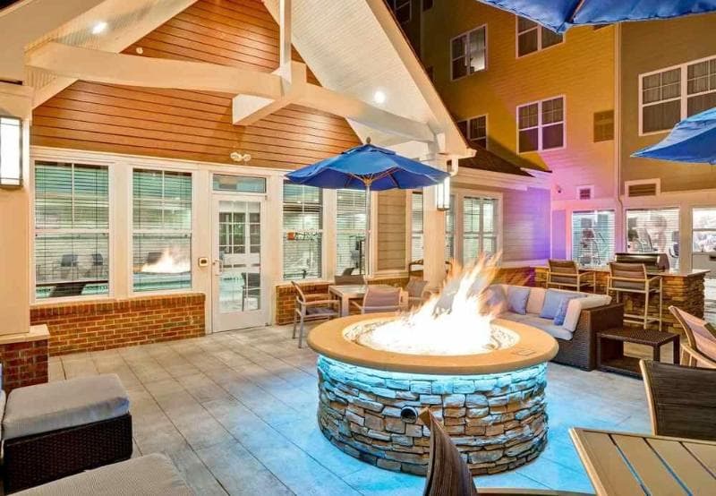 Residence Inn Hamilton 2
