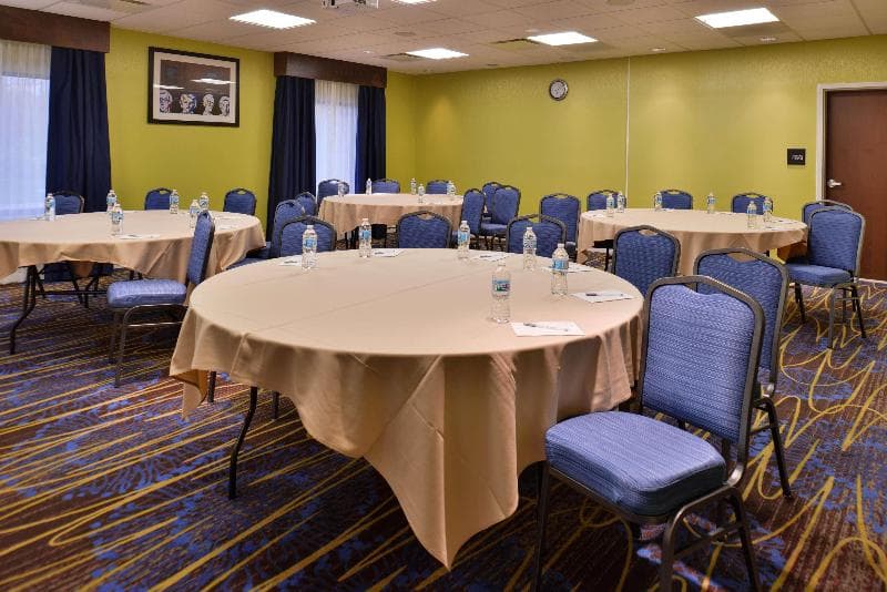 Hampton Inn & Suites Ann Arbor West Mi photo 1