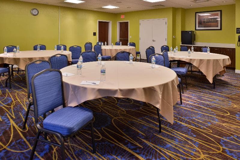 Hampton Inn & Suites Ann Arbor West Mi 5