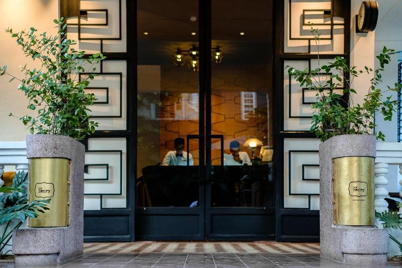 The Henry Hotel Manila 5
