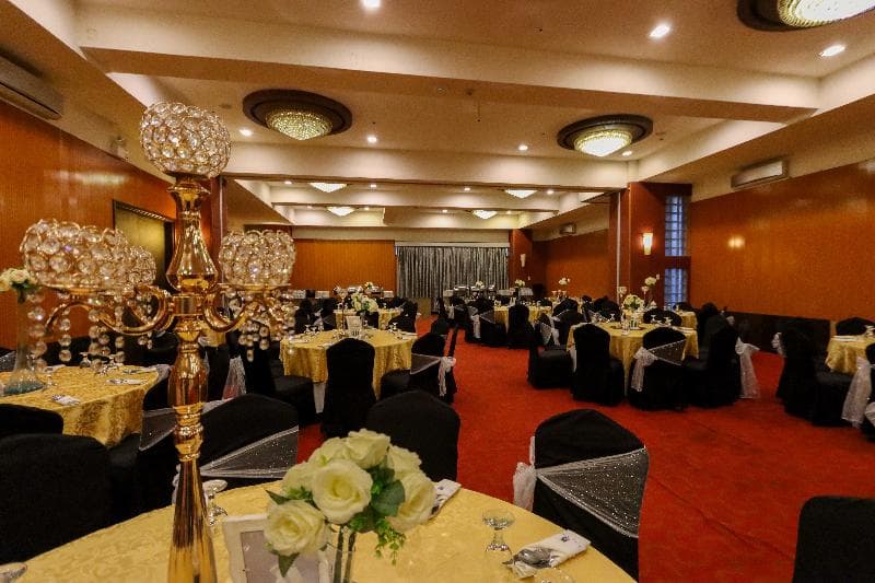 Paseo Premiere Hotel 2