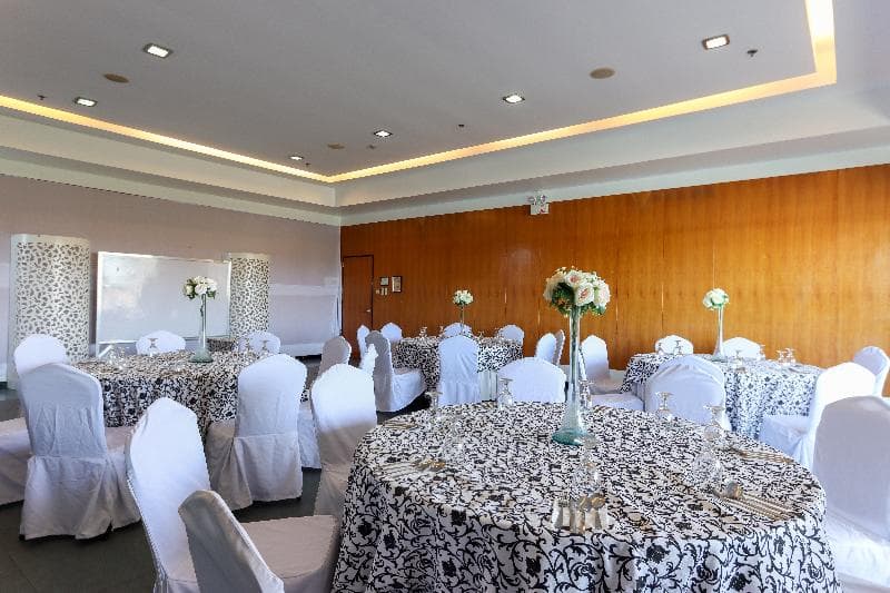 Paseo Premiere Hotel 3