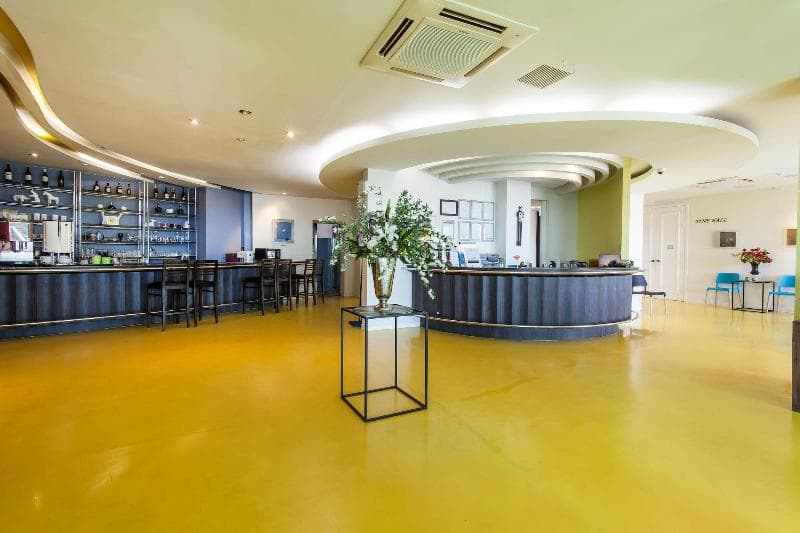 Pine Beach Hotel 4
