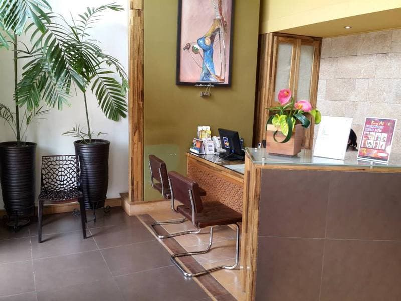 Roots Hotel & Apartment photo 1