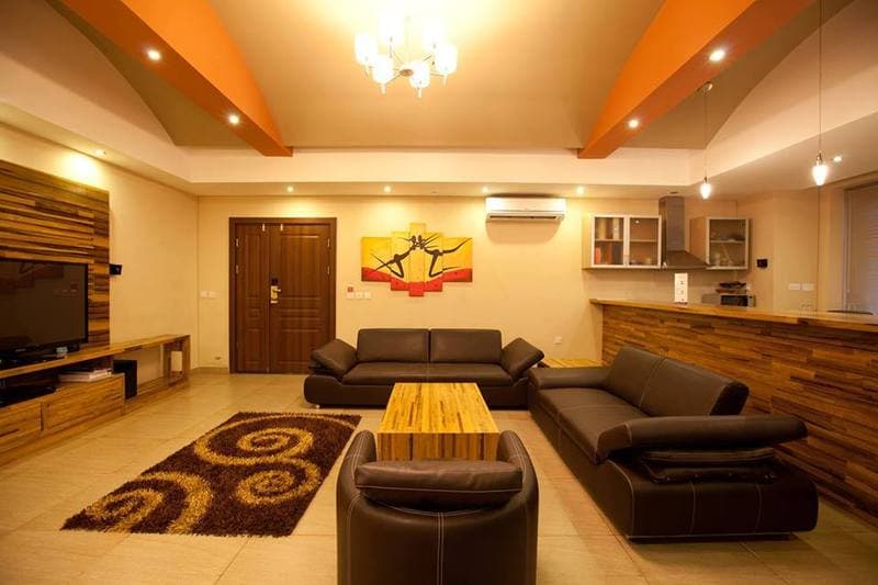 Roots Hotel & Apartment 2