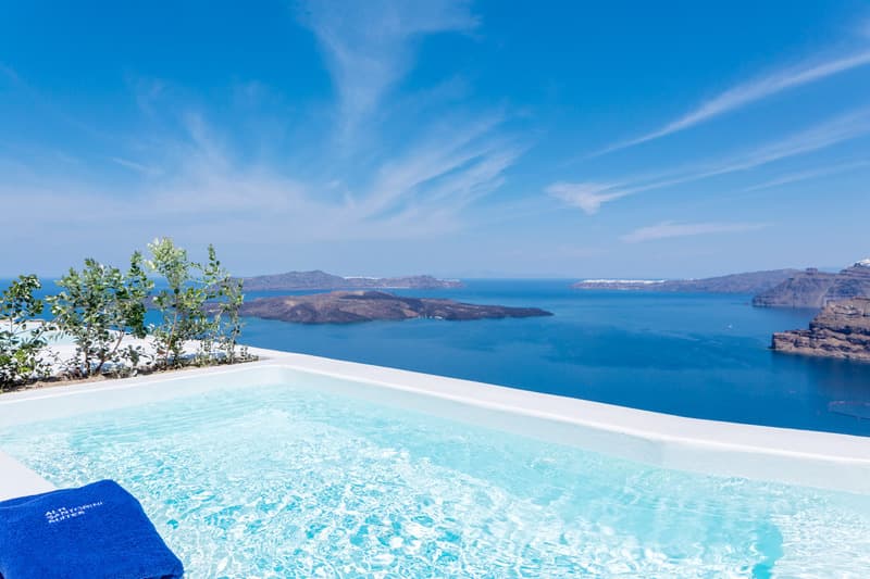 Alti Santorini Suites - Adults Only 3