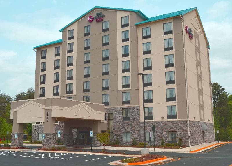 Best Western Plus Thornburg Inn & Suites 2