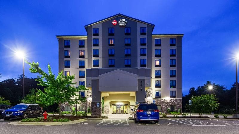 Best Western Plus Thornburg Inn & Suites 5
