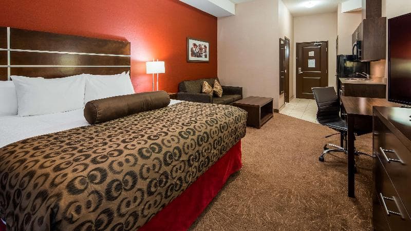 Best Western Plus Kindersley Hotel 4