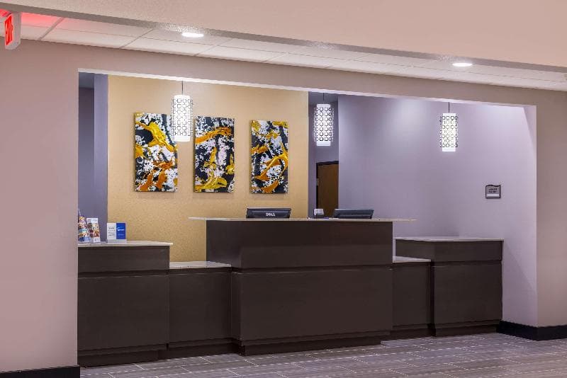 Best Western Plus Regency Park 5