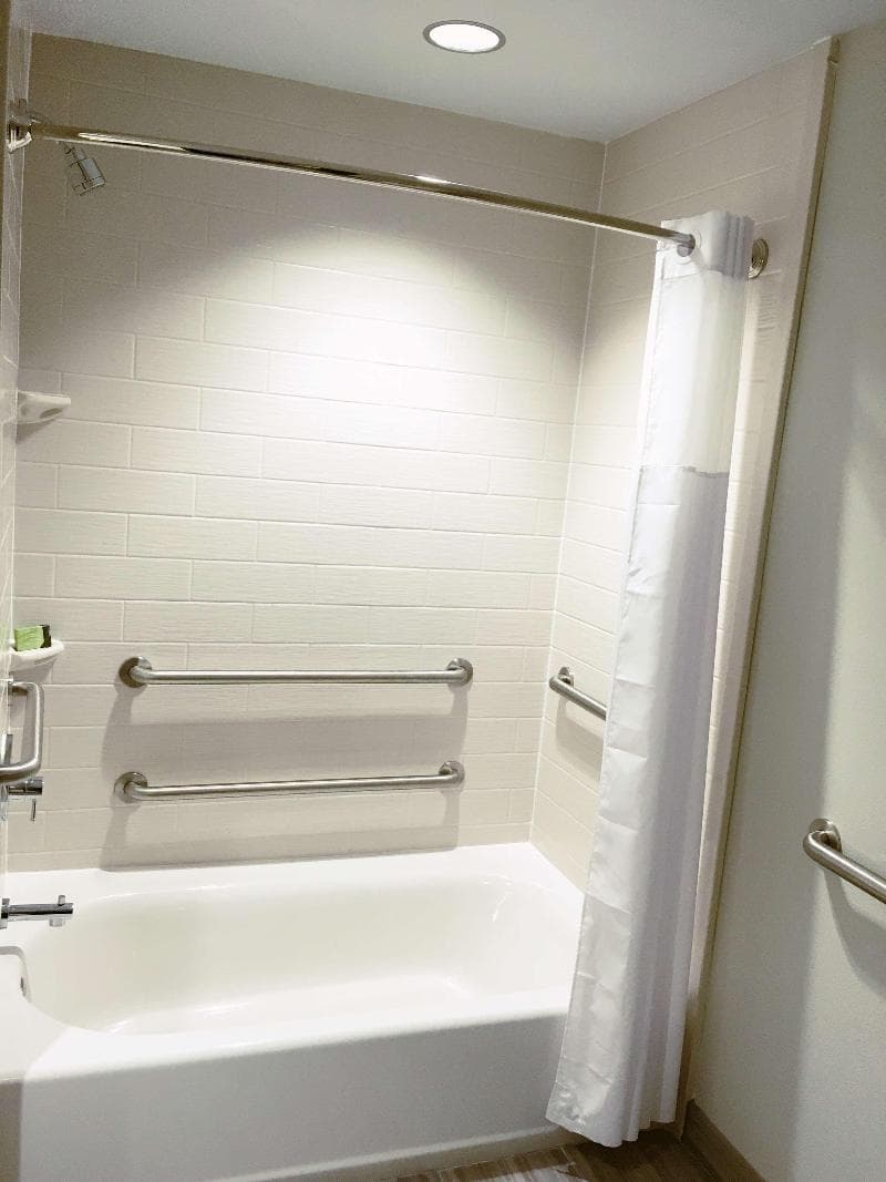 Best Western Plus Prien Lake Inn & Suites 5