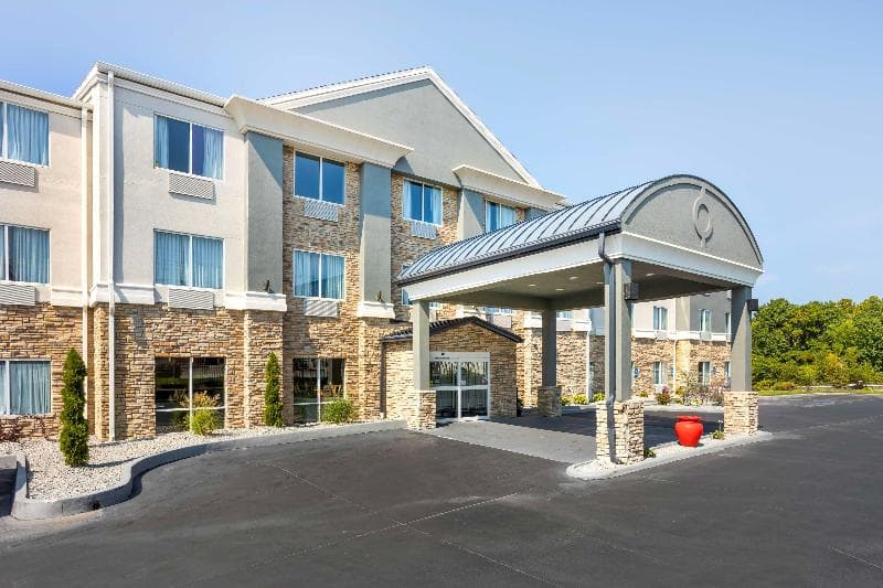 Best Western Plus Columbia Inn 4