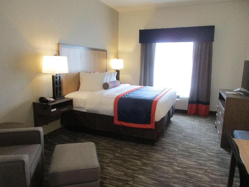 Best Western Plus Ardmore Inn & Suites 5
