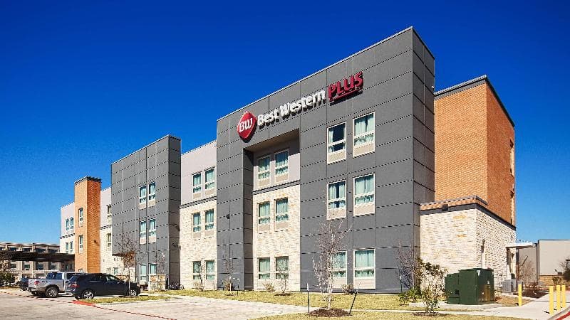 Best Western Plus Pflugerville Inn & Suites photo 1