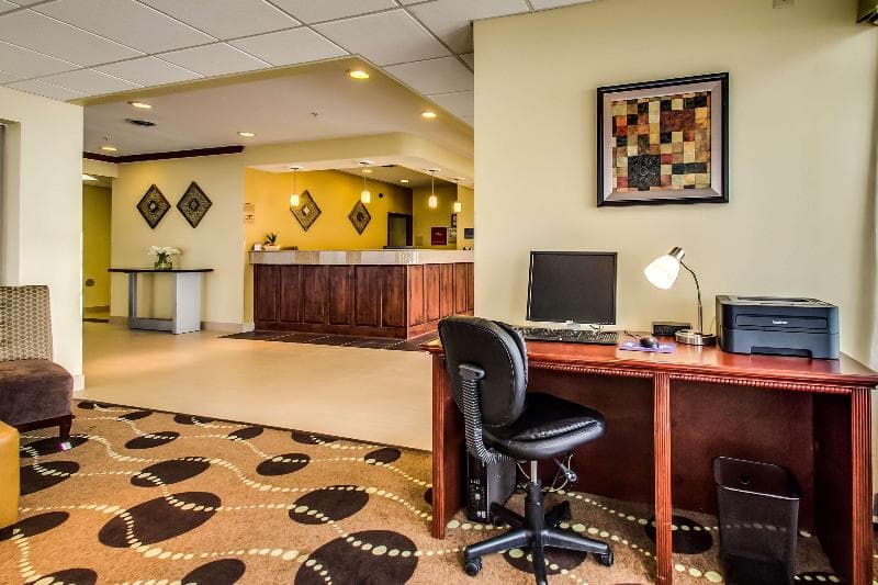 Best Western Geneseo Inn photo 1