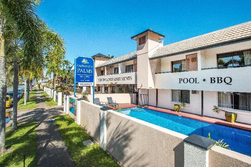 Cairns City Palms 5
