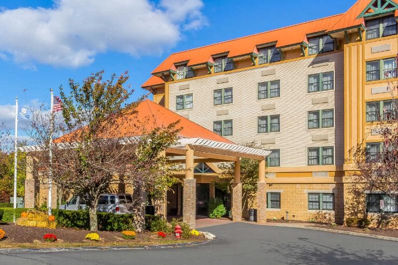 Comfort Suites Norwich 2