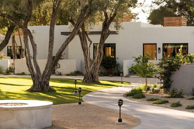 Andaz Scottsdale Resort & Bungalows 1