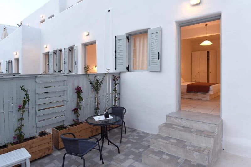 Porto Naoussa - Adults Only 5