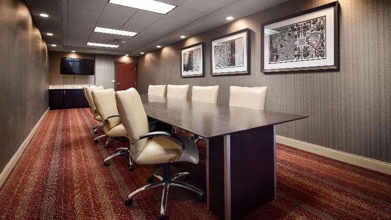 Best Western Plus Stevens County Inn photo 1