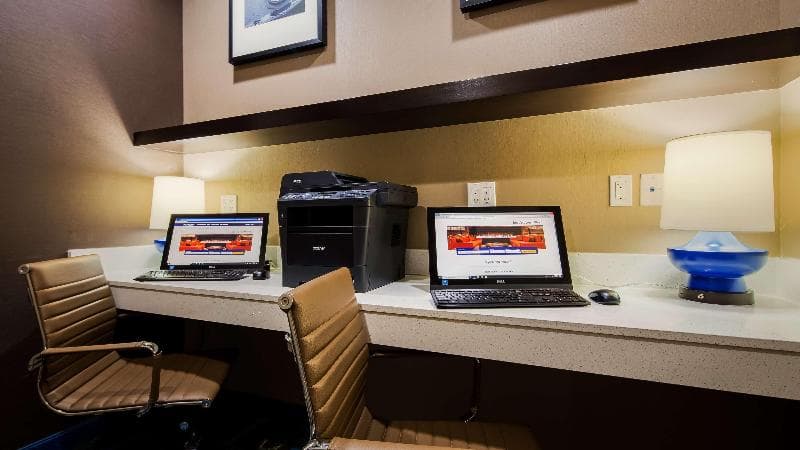 Best Western Plus Taft Inn photo 1