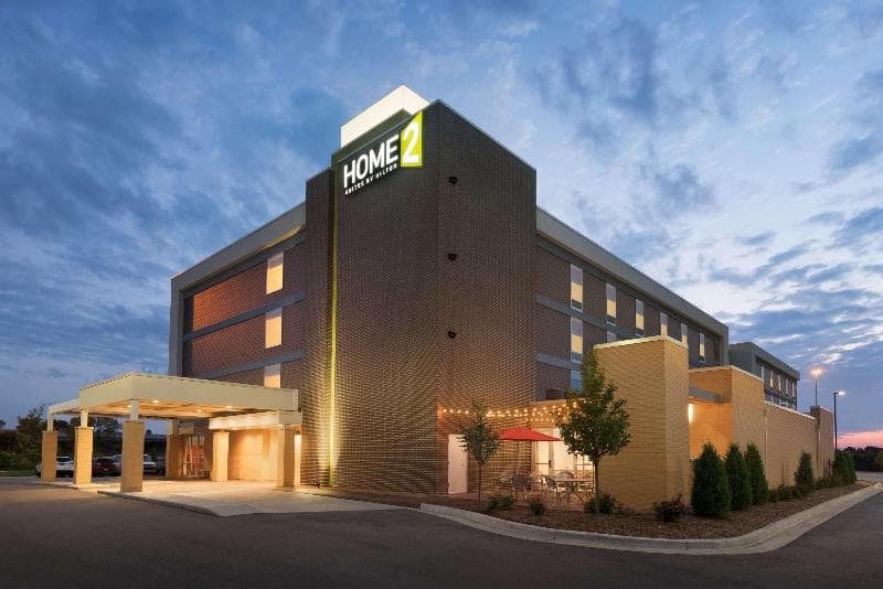 Home2 Suites by Hilton Milwaukee Brookfield 3