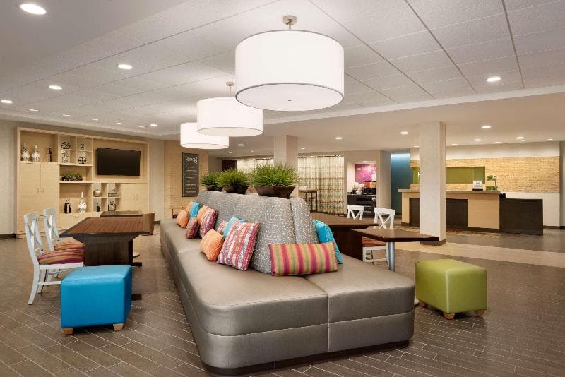 Home2 Suites by Hilton Milwaukee Brookfield 5