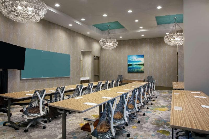 Hilton Garden Inn Mobile Downtown 4