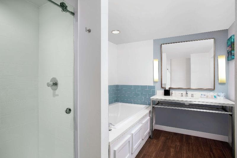 Hilton Garden Inn Mobile Downtown 3