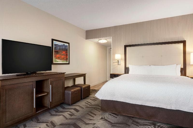 Hampton Inn by Hilton Turlock photo 1