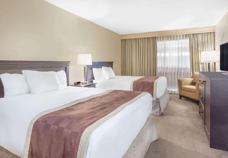 Baymont By Wyndham Red Deer 4