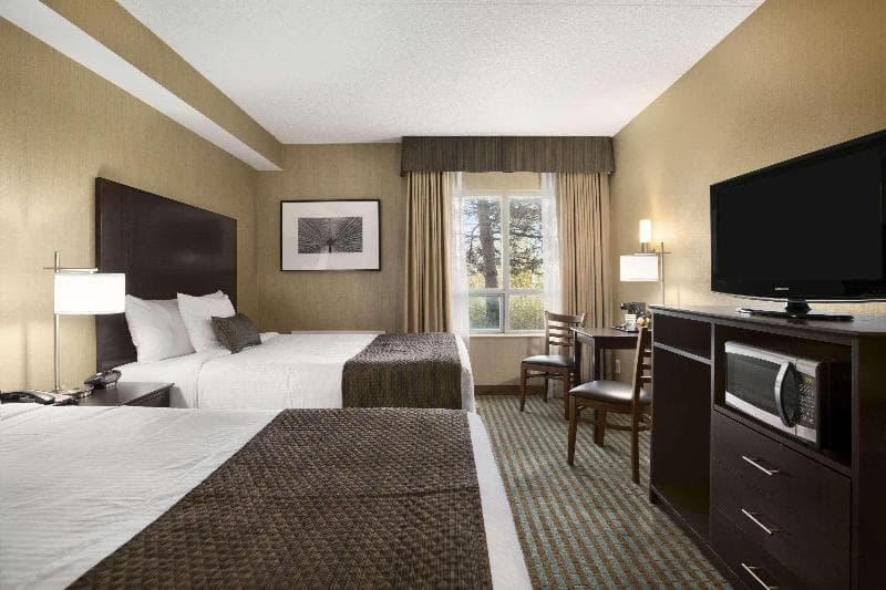 Days Inn By Wyndham Stouffville 5