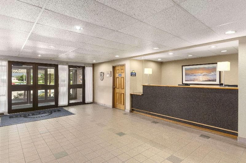 Days Inn By Wyndham Stephenville 5