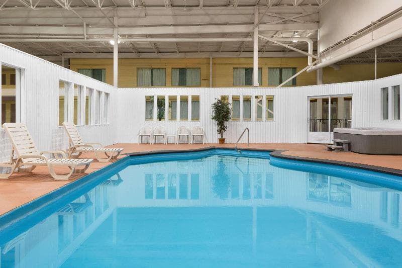 Days Inn By Wyndham Blainville Conference Centre 3