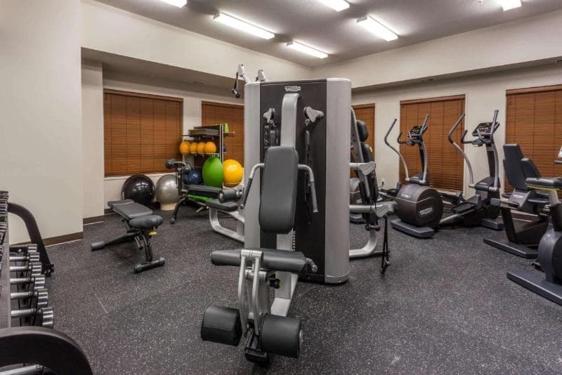 Microtel Inn & Suites by Wyndham Kitimat 2