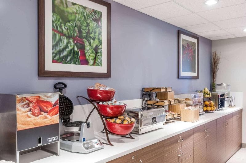 Microtel Inn & Suites By Wyndham Fort St. John 3
