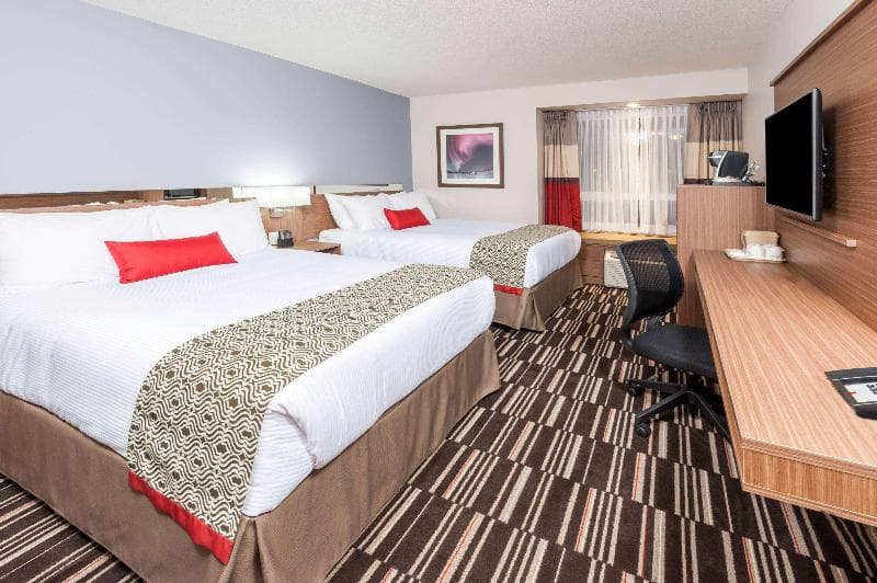 Microtel Inn & Suites By Wyndham Fort St. John 4