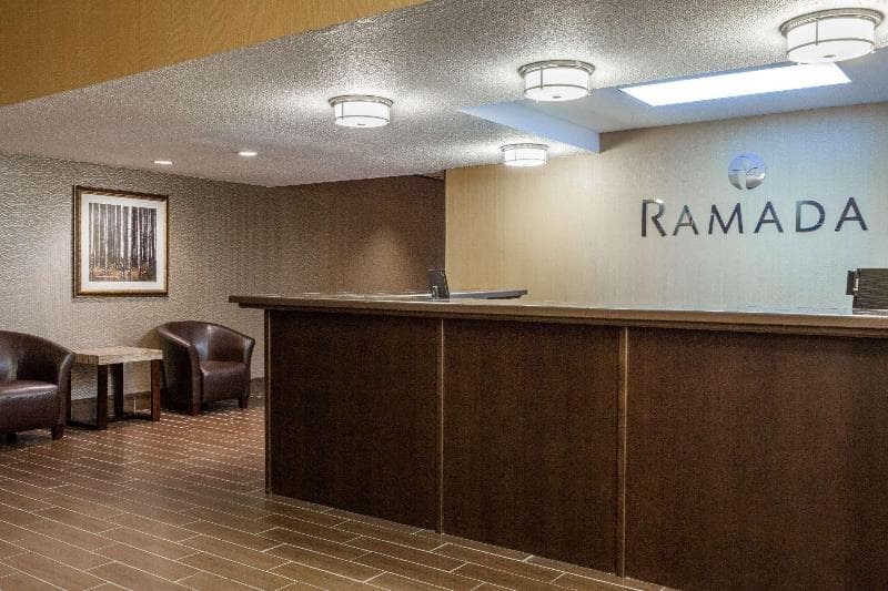 Ramada By Wyndham Timmins 4