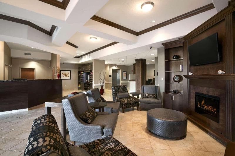 Ramada By Wyndham Conklin 3
