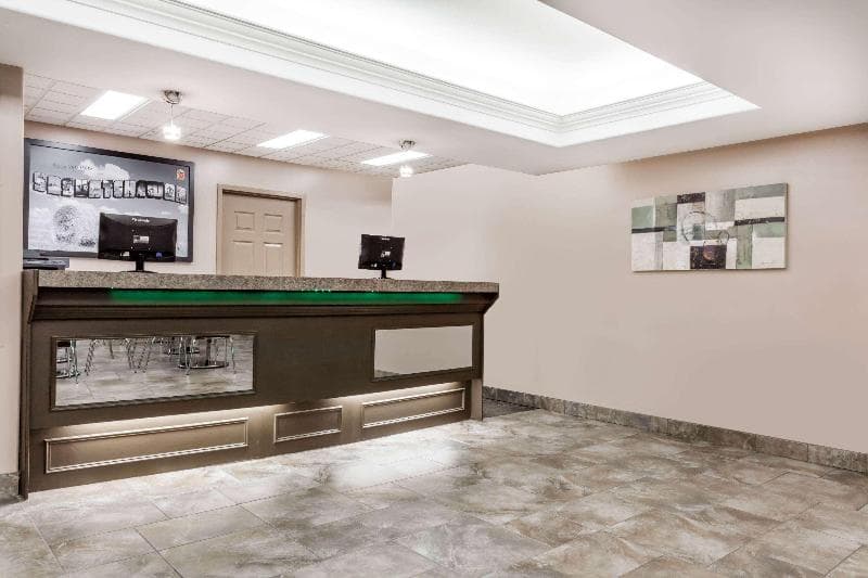 Super 8 By Wyndham Saskatoon Near Saskatoon Airport 5