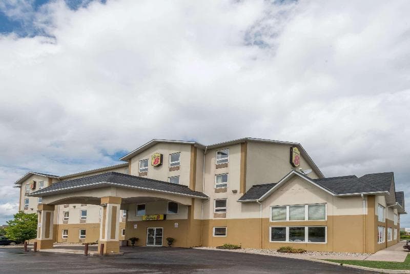 Quality Inn & Suites Grimsby photo 1