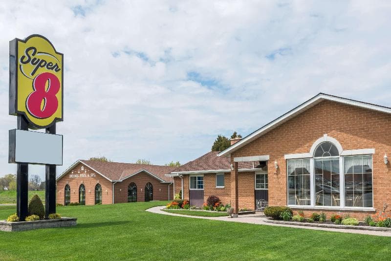 Super 8 By Wyndham Port Elgin 5