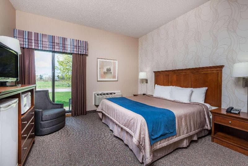 Super 8 By Wyndham Port Elgin 3